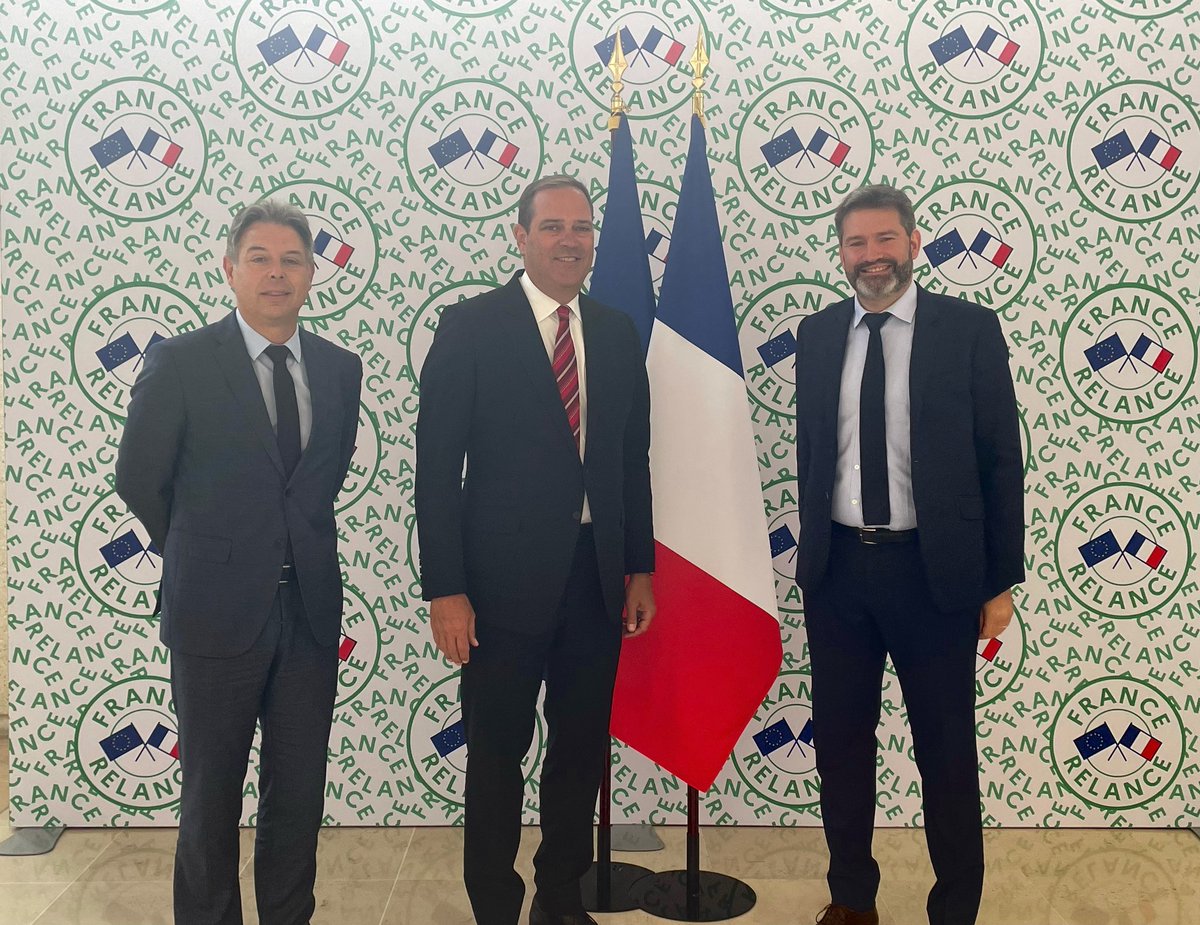 Chuck Robbins (@chuckrobbins) on Twitter photo Thrilled to be visiting Paris today and spending time with government, customers, and our amazing <a href="/CiscoFrance/">Cisco France</a> team! <a href="/Cisco/">Cisco</a> <a href="/BrunoBernard75/">Bruno Bernard</a> <a href="/Laurent_Degre/">Laurent Degré</a> Thrilled to be visiting Paris today and spending time with government, customers, and our amazing <a href="/CiscoFrance/">Cisco France</a> team! <a href="/Cisco/">Cisco</a> <a href="/BrunoBernard75/">Bruno Bernard</a> <a href="/Laurent_Degre/">Laurent Degré</a>