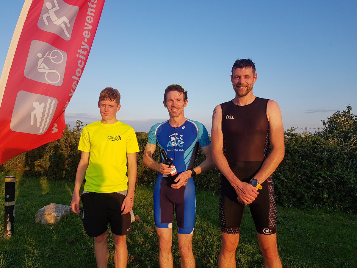 Well done to Jack who came 2nd in the evening sprint tri at Lydd last night.  Great value event run by #velocityevents.  Well done Jack...won a bottle of wine for his effort!  #triathlon