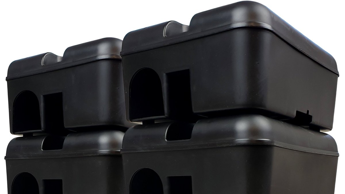 Our bait box station has been designed to hold rodenticide and traps when baiting for rats &amp; house mice within external environments or when baiting in sensitive locations such as around children and pets. 

#fortproducts #pestcontrol #pestcontrolproducts #roshield #baiters