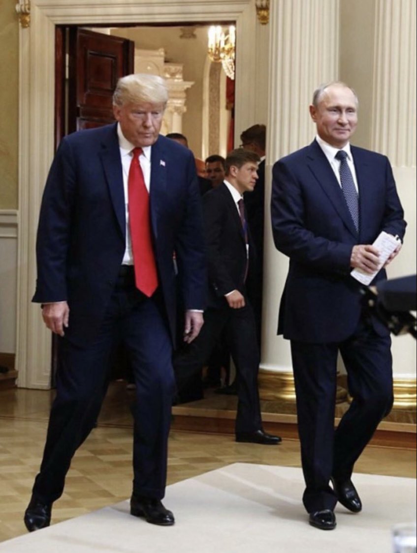 The willful blindness of Trump cultists is a remarkable phenomenon in US history. There is no doubt, none at all, what exchanged between Putin and Trump at Helsinki. It is captured in a single photo: Putin put the screws to Trump. @MaryLTrump https://t.co/yikn014cVn https://t.co/G0sHebP94x