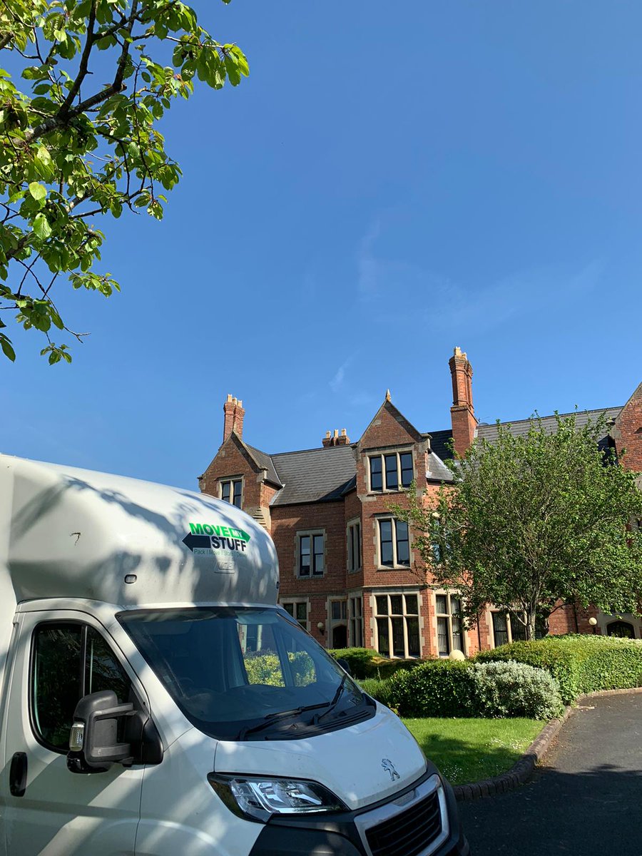 How amazing does this fountain look? 🤩

We're all looking forward to more sun here... Are you counting down until the next bank holiday like we are? #WeCantWait

#removal #newhome #movinghome #removalcompany #staffordshire #stoke #stafford