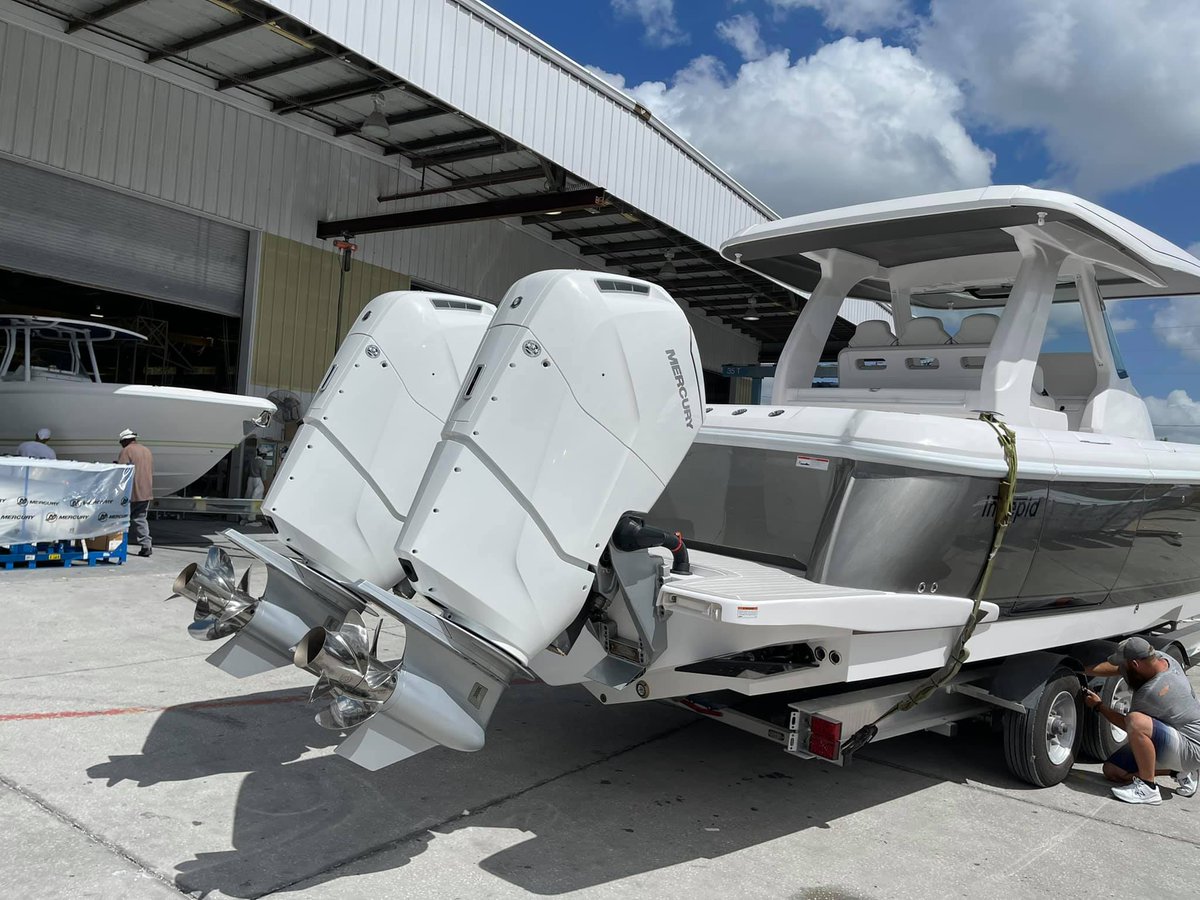 Intrepid_Boats's tweet photo. The new #Intrepid 427 #Nomad FE w/Twin @MercuryMarine 600 V-12βs is on its way to @HawksCayResort for its debut at the annual #IntrepidPowerBoats Owners Rendezvous!
#IntrepidBoats #HawksCay #NewModel #boats
#Mercury #IntrepidNation https://t.co/fvOVyNV0NO