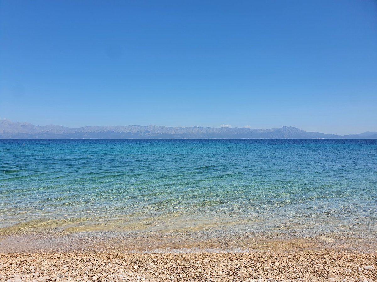 davidtaylorHG1's tweet photo. This is what you've all been missing....Croatia is safe.
@SimonCalder @PPaulCharles
@TelegraphTravel
@cntraveller
@timestravel
@BBC_Travel
#Croatia #dubrovnik #peljesac #greenstatus #staysafeincroatia #whatnocrowds #coloursofcroatia #bluesea #Paradise #adriatic #crystalsea https://t.co/Ub4KBQT6bQ