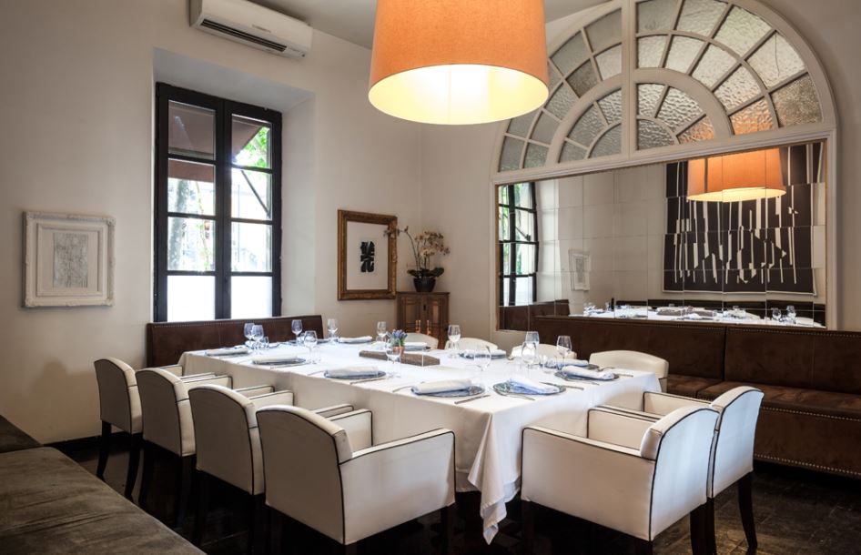 SoyEcoturista's tweet photo. ¿Te apetece descubrir @turismegarrotxa desde el punto de vista gastronómico? 

Te presentamos 3 restaurantes de #ecoturismo acreditados con la CETS, adheridos al Club y que colaboran con la iniciativa "Cocina Volcánica".

1. La Moixina
2. Restaurant L'Hostalet
3. La Quinta Justa https://t.co/SPN0byRGQQ