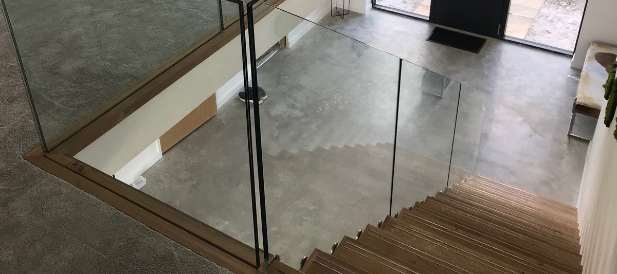 ModaStairs tweet picture