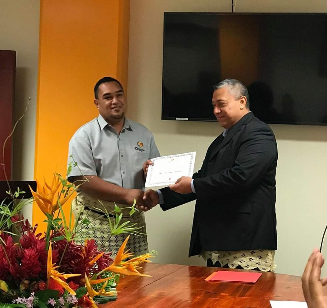 OmbudsmanTonga's tweet photo. They were presented with their certificate on Wednesday of this week by the CEO of the Ministry of Health, Dr. Siale 'Akau'ola.

Malo e ngaue malohi. https://t.co/kzKQoFTFuG