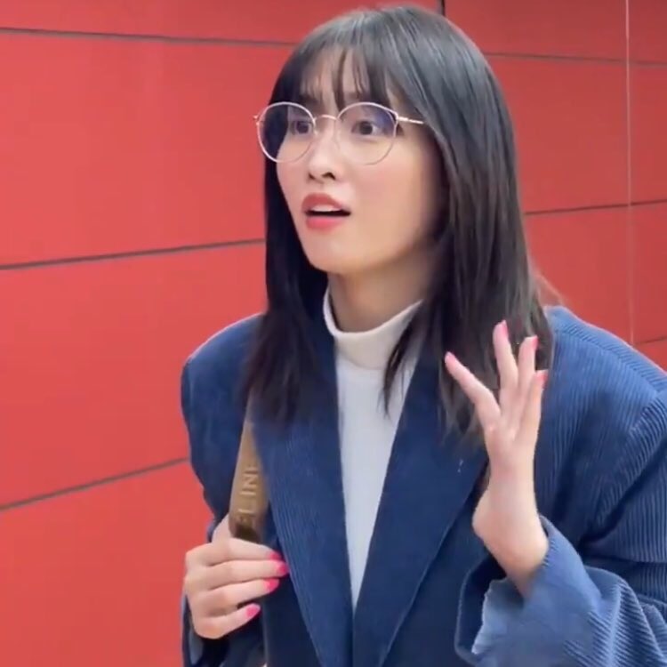 momo pics tweet media