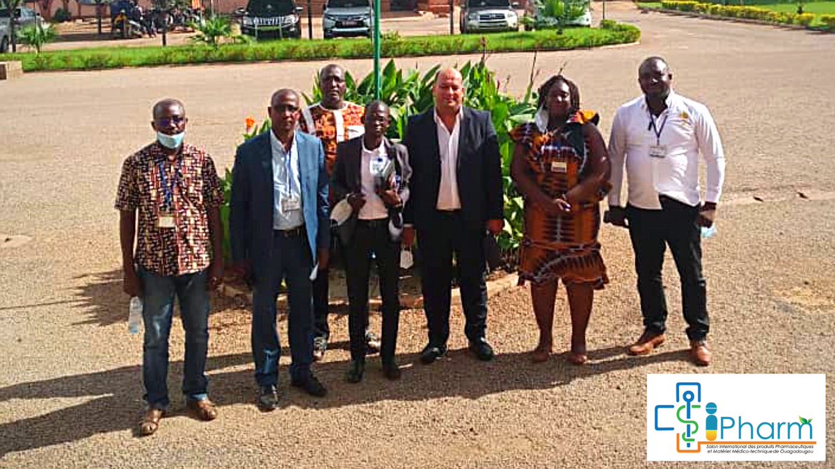 sipharm_BF's tweet photo. Le Comité d’Organisation a rencontré la Directrice par intérim du CHU de Bogodogo, Christiane Ouédraogo pour une séance de travail. 
 
Nous sommes à 3 mois du SIPHARM – À vos agendas ! 
 
#Pharma #Tech #Santé #BurkinaFaso #Ouagadougou https://t.co/8ELKQSvAaf