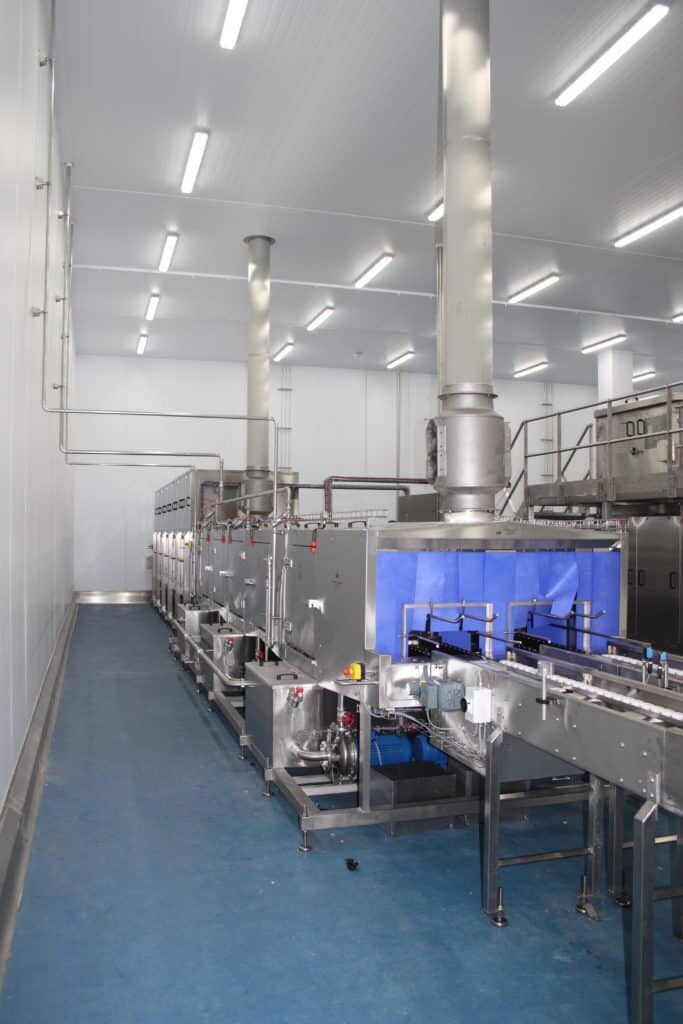 indwash's tweet photo. We have an innovative & highly customisable range of #TrayWashing solutions that can be supplied with automated tray handling equipment for the infeed & exit of the #IWM #TrayWashingMachine
Learn more... https://t.co/wYJmrkfBb4
#IFE22 #CK21 #FDX2021 #MiBHour #ManufacturingUK https://t.co/kTXUVuUqEn