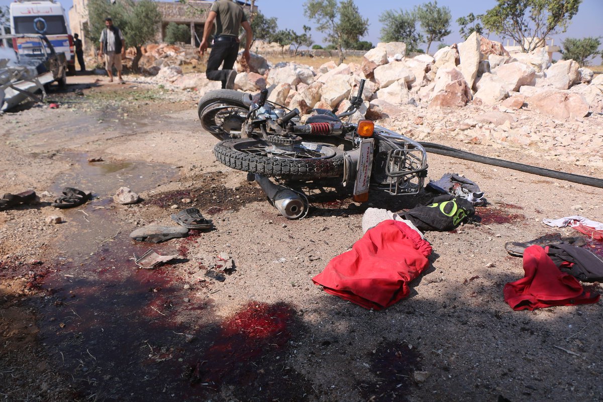 SyriaCivilDef's tweet photo. Horrific massacres were committed by the regime forces and Russia after targeting several towns in the countryside of #Idlib, #Aleppo, and #Hama this morning in #Syria. 10 people were killed so far including 3 children and 1 woman. Search and rescue operations continue. https://t.co/VNNNVq9xcl