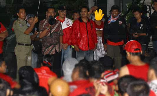 sugeng tindak bapak anwar sanusi 🙏