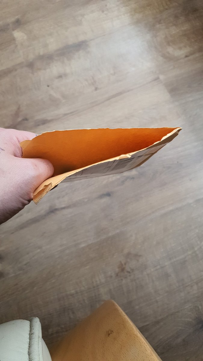 chrisyork86's tweet photo. What the cunting fuckery is this all about. Where is my shit? Where is it? I am pissed! @USPS @USPSHelp @RoyalMail @RoyalMailHelp https://t.co/wltJa8vnw8
