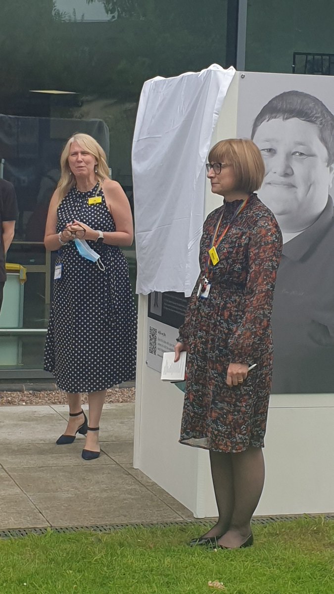 Julie Gardner🇺🇦♥️💙🌈nhs🚶♂️⬅️2M➡️🚶♂️ tweet media