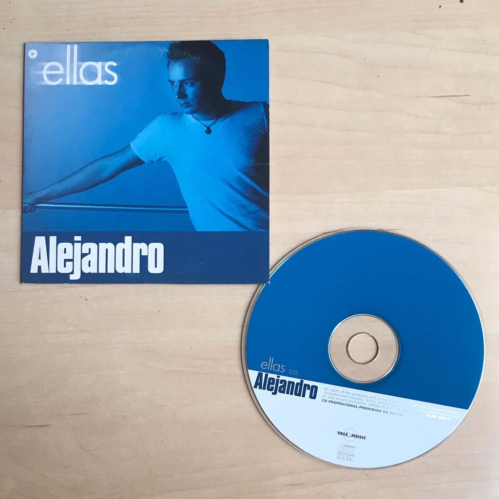 OtEnsenand's tweet photo. OT1 - Alejandro - Single - Ellas @Alejandroparre #alejandro #parreño #alejandroparreño #nomada #operaciontriunfo #ot #operacion #triunfo #ot1 #operaciontriunfo1 #alejandroot #ellas https://t.co/MUJ2wCitlm