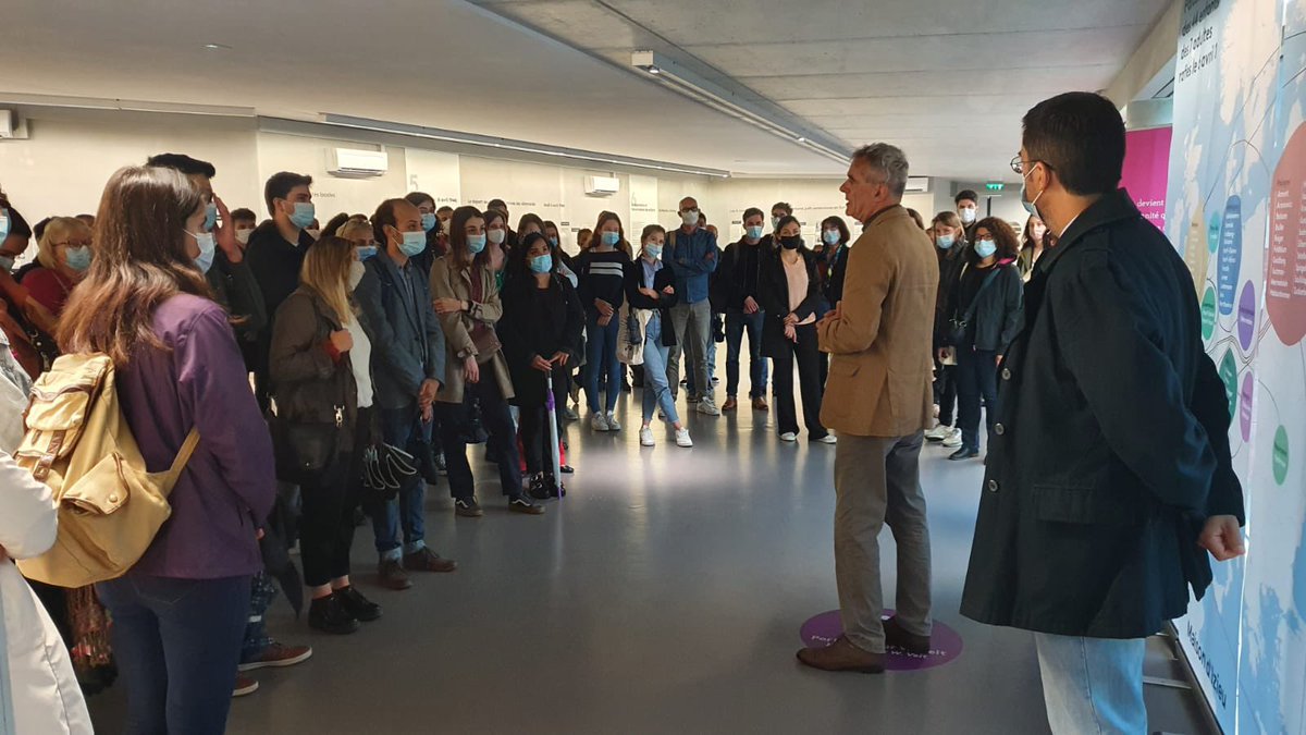 IRAdeLyon's tweet photo. Le devoir de mémoire a une place importante pour tout fonctionnaire, c’est pourquoi la promotion 52 s’est rendue aujourd’hui à la maison d’Izieu. Merci encore à @memorializieu et à François Payebien (sous préfet de Belley) pour leur accueil #memoire #izieu 🇫🇷 https://t.co/TA54U1VeSJ