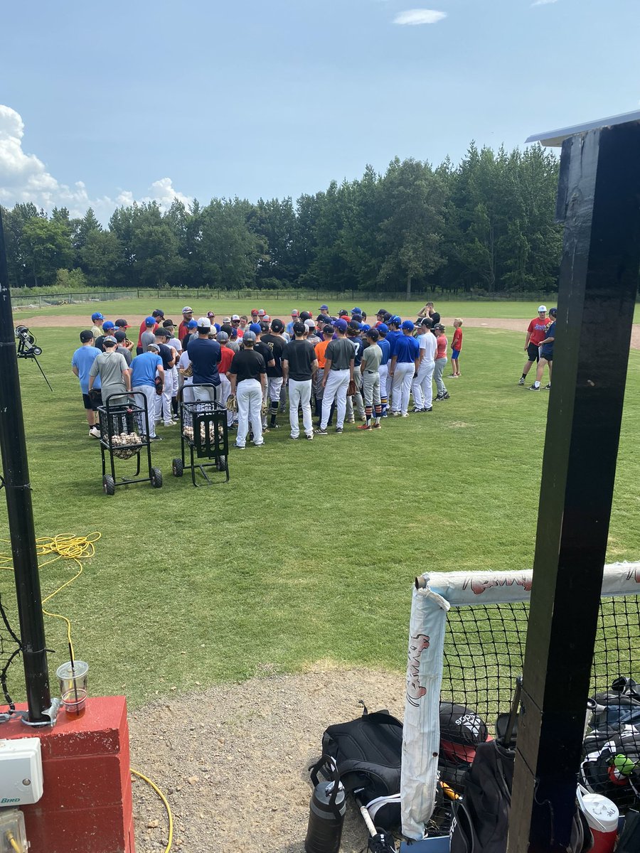 maxvelocitybsb's tweet photo. Sticks 13/14’s tryout yesterday close to 90 kids. We got after it. Thanks to everyone that came out. #noexcusesworkharder https://t.co/0ArgsjghZP
