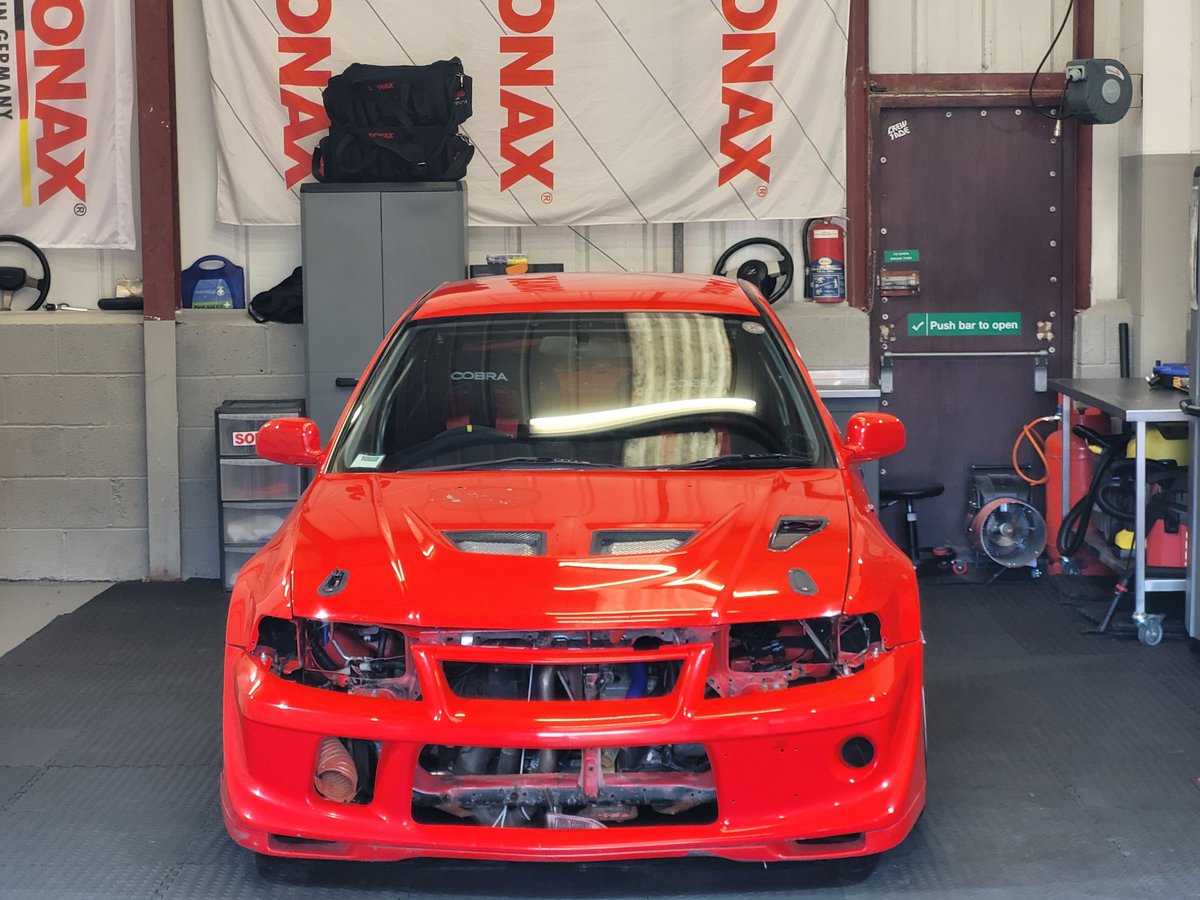 The Project TLS Veteran Support Evo is back from the Sonax Detailing Academy. Thanks guys. Plenty of space on the car for more sponsors