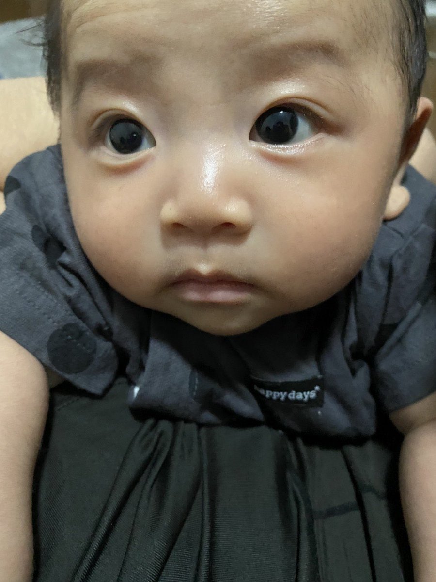 0528_18's tweet photo. 二ヶ月。息子。 https://t.co/j57jTQwHIJ
