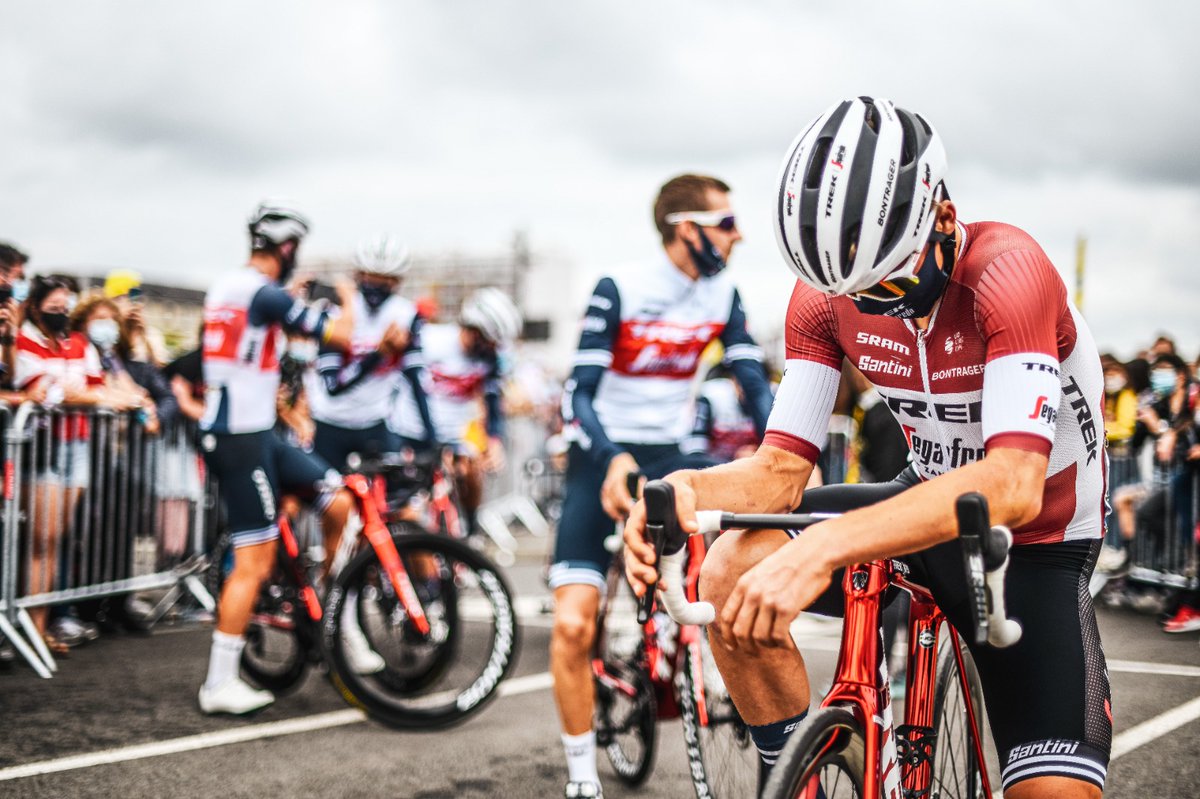 #TDF2021  #tomswatch
❓ What was Toms thinking before Stage 18 today? 🤔

 📸A.S.O./Charly Lopez