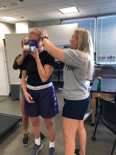 TommieWBBall's tweet photo. Tommies working together🐾 @usttommieswbb and UST Health and Exercise Science.  

@uofstthomasmn 

#rolltoms https://t.co/yZBMVJ0J0y
