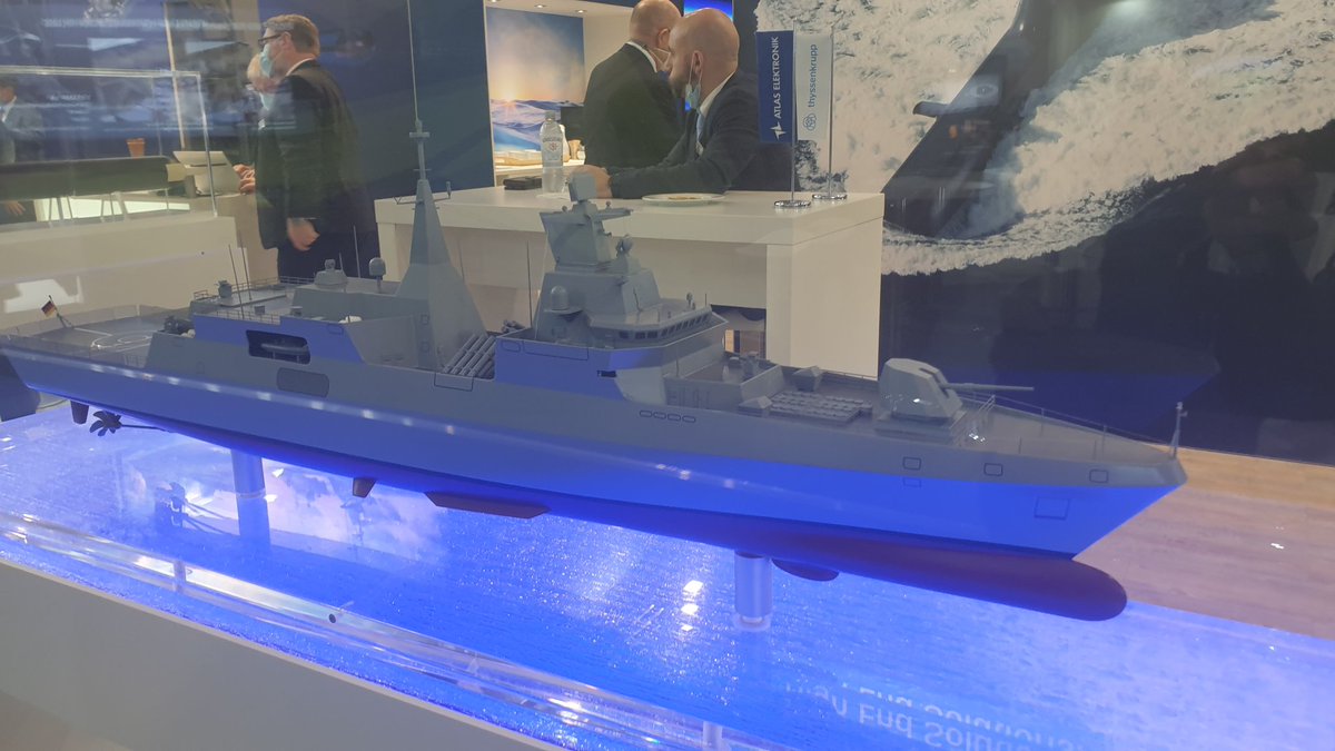 defencegreece_m's tweet photo. Οι #MEKO #A200 αν και εντυπωσιακες με 32 κελια (οχι Μκ41 μαλλον παλια μακετα με Ukhomonto )και 16 αντιπλοικα #SSM εντουτοις φαινοταν καπως ατονη η ενημερωση στο γενικο κοινο #Defea21 #DEFEA #DEFEA https://t.co/mFujwpjhyg