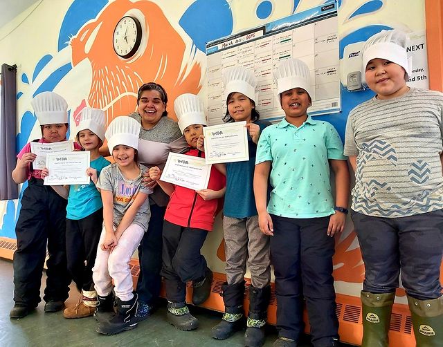 RightToFoodCA's tweet photo. Today is #WorldYouthSkillsDay! It’s been a tough year for kids with limited opportunities to connect, learn and just have fun. Our network of CFCs stepped up to the challenge w/ innovative &amp; safe programs to support kids in developing food skills &amp; building confidence. https://t.co/2FABTMAJMj
