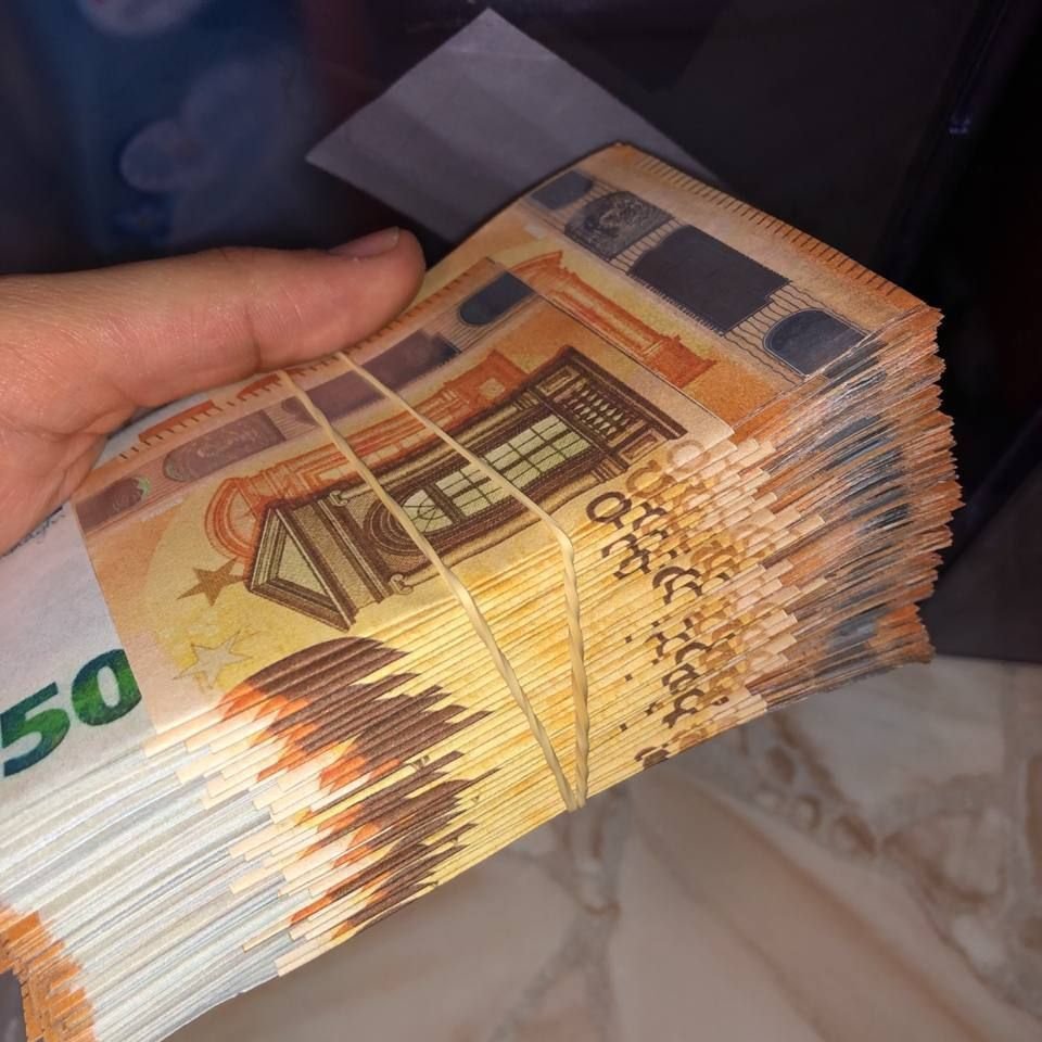 StoneSmok's tweet photo. billets de banque fiables sous toutes les coupures disponible sur le lien 🇫🇷🇧🇪🚚👇💰  https://t.co/aMdligqox1 https://t.co/yH7FAuo9b8