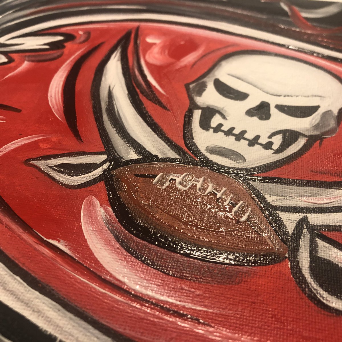 7thGypsy's tweet photo. Hey #NFL #Sports fam
RT, follow, help @jellyrollkidney 

I’m giving a 12” x 12” painting to someone(US only) who RTs this entire tweet. 
•Deadline 6p. 7-20-21
•Your team choice, my style �� 

Jelly Roll info &amp; 🎨 samples: https://t.co/NEsHNgsiK1