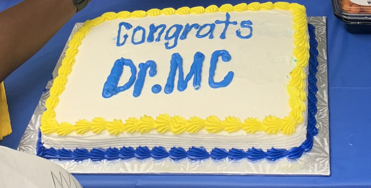 It was a top mission to keep this a secret but we pulled it off!! Congratulations to the NEW DR. Courtwright! The Knox Family is soooooo proud of you! #ALLthingsKNOX <a href="/courtwrightmr/">Michael Courtwright</a>