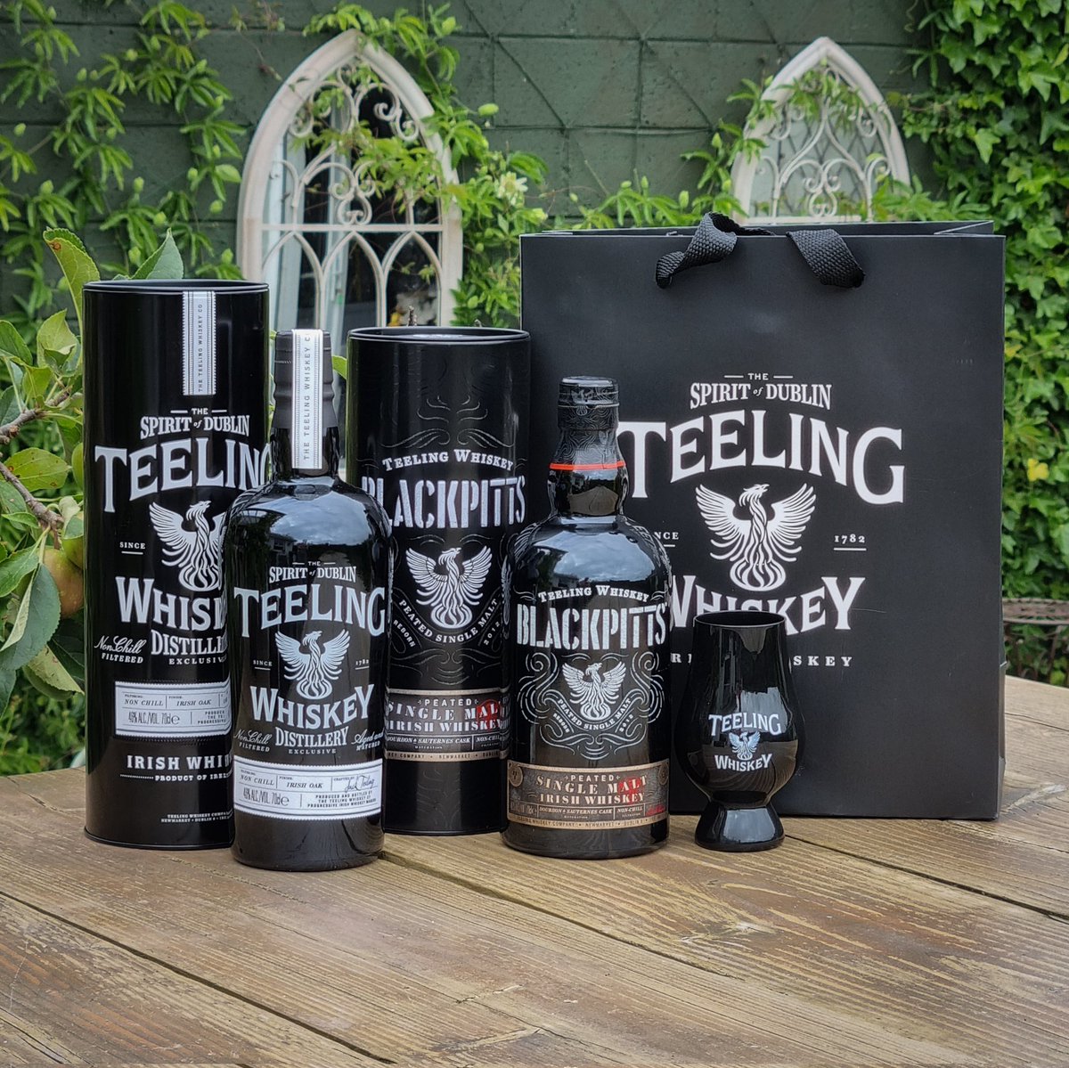 I had myself a little shopping spree today. I popped into the Teelings Distillery shop. I'm looking forward to trying these. 🙂 #teelingdistillary #teeling #teelingwhiskey #whiskeylover #whiskeyloversonly #irishwhiskey #whiskeynerd #whiskeygentry #whiskeyire