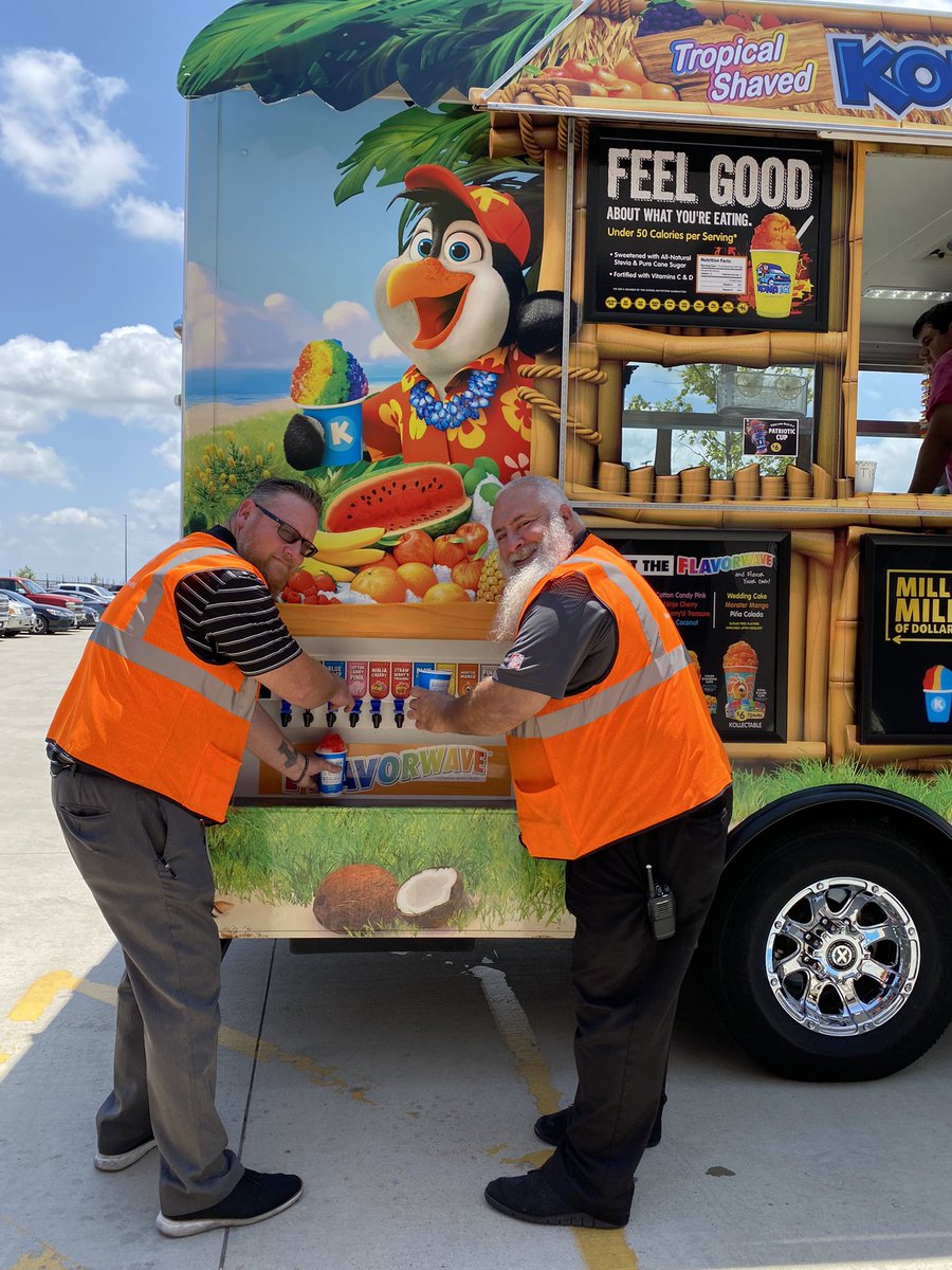 90 Days Safe!!! Celebrating with some KONA ICE and freezing out those safety incidents on a beautiful Texas day! 🥶👷🏻‍♀️🤠 #FDC5824 #SafetyFirst #OrangeAtHeart