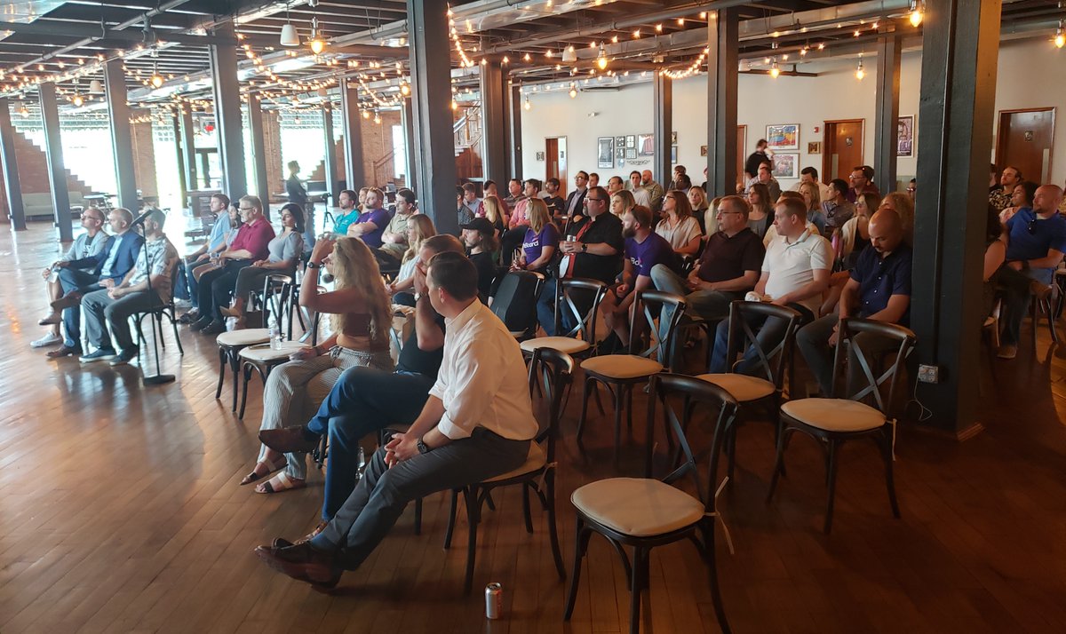 onboardmeetings's tweet image. Thrilled to finally come together and celebrate all the wins we’ve achieved as a team in 2021! #inpersonevent #culture #betterboardwork