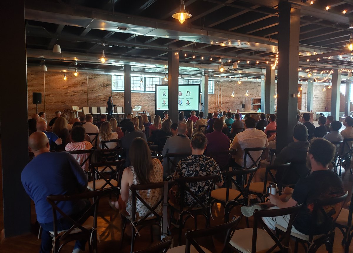 onboardmeetings's tweet image. Thrilled to finally come together and celebrate all the wins we’ve achieved as a team in 2021! #inpersonevent #culture #betterboardwork