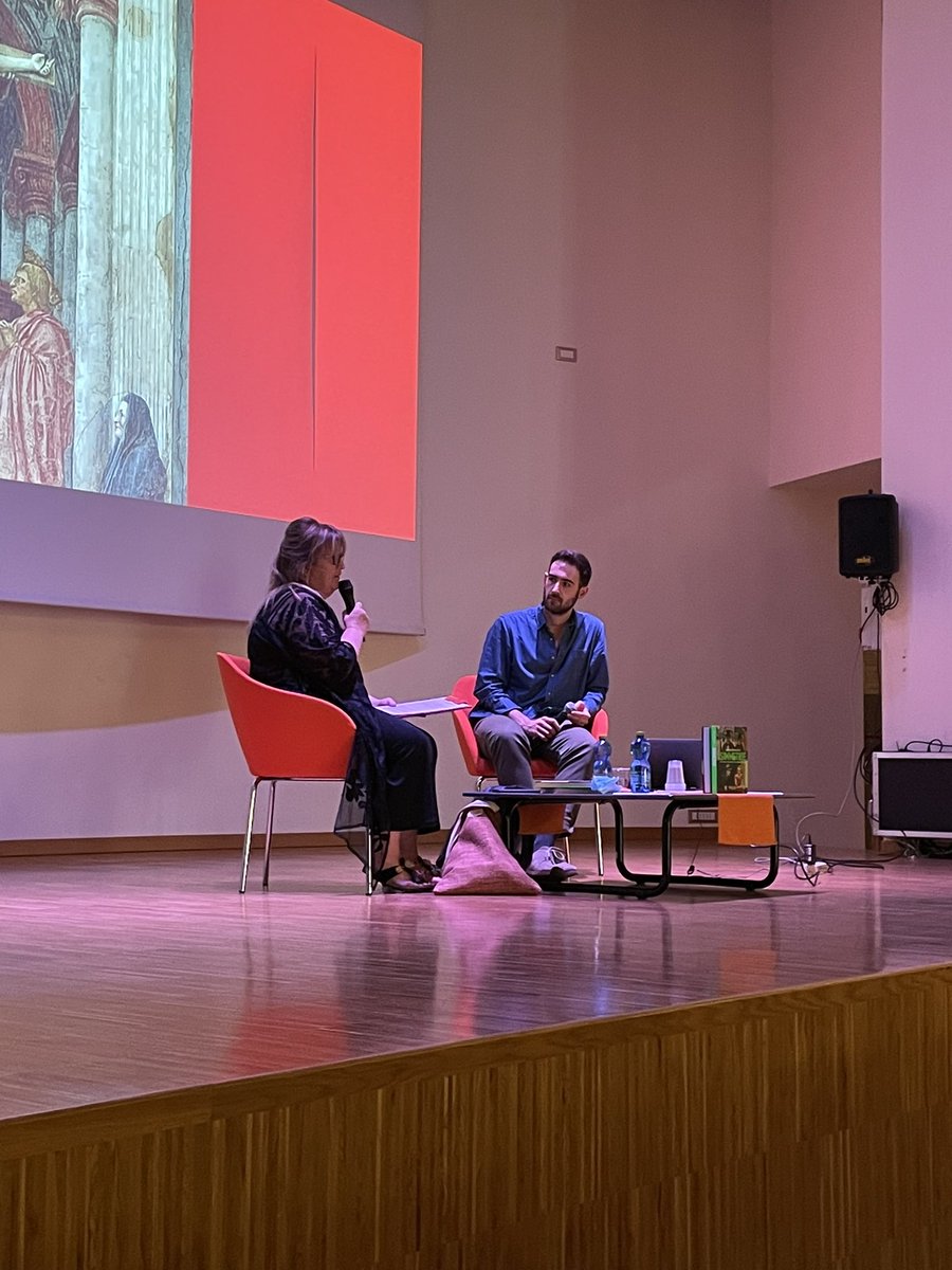 Stasera abbiamo avuto graditissimo ospite al Museo <a href="/JacopoVeneziani/">Jacopo Veneziani</a>, a Borgoricco per presentare suo libro Simmetrie. Alla prossima Jacopo!