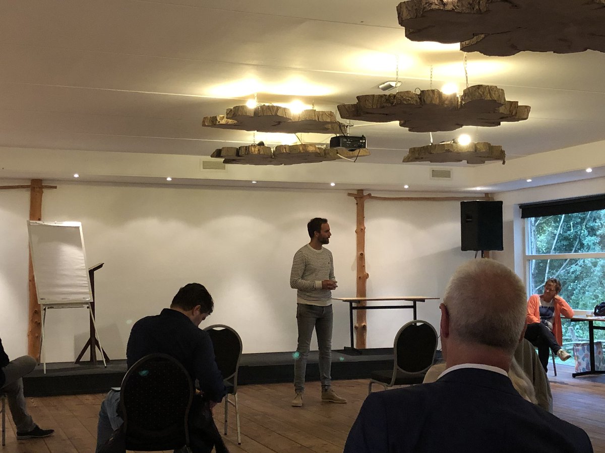 Kamerlid <a href="/DerkBoswijk/">Derk Boswijk</a> spreekt vanavond op de <a href="/Eemlandhoeve/">Eemlandhoeve</a> te <a href="/gembunschoten/">Gemeente Bunschoten</a> over de visie van het <a href="/cdavandaag/">CDA</a> op de agrarische sector