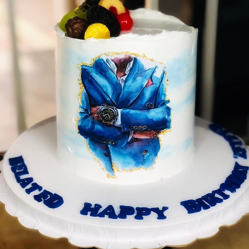 67cakesgh's tweet photo. The story behind this one right here is something else. 
From having to delay the order for day because of ECG only for ECG to show me the following day. 😒
But we managed to overcome this and came out with this "beauty piece"  😊😏.
1/2 https://t.co/Gt71gPkzkD