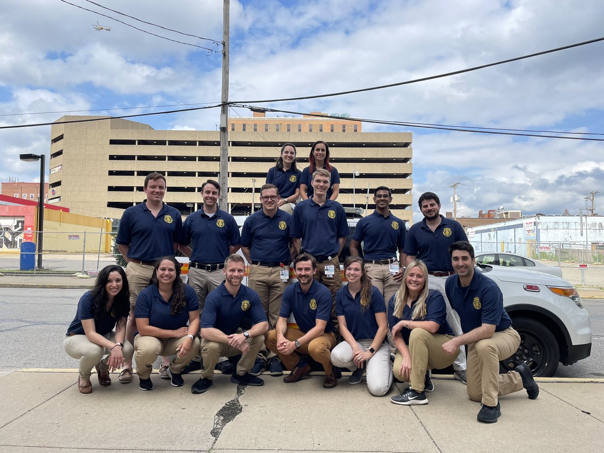 upmcem's tweet image. This past week our PGY2 class completed their prehospital physician course and are now certified #JeepDocs ready to hit the road! Let’s get a round of applause for these rockstars 👏 
  
#OnePittEM #residency #FOAMed #beepbeepitsthejeep