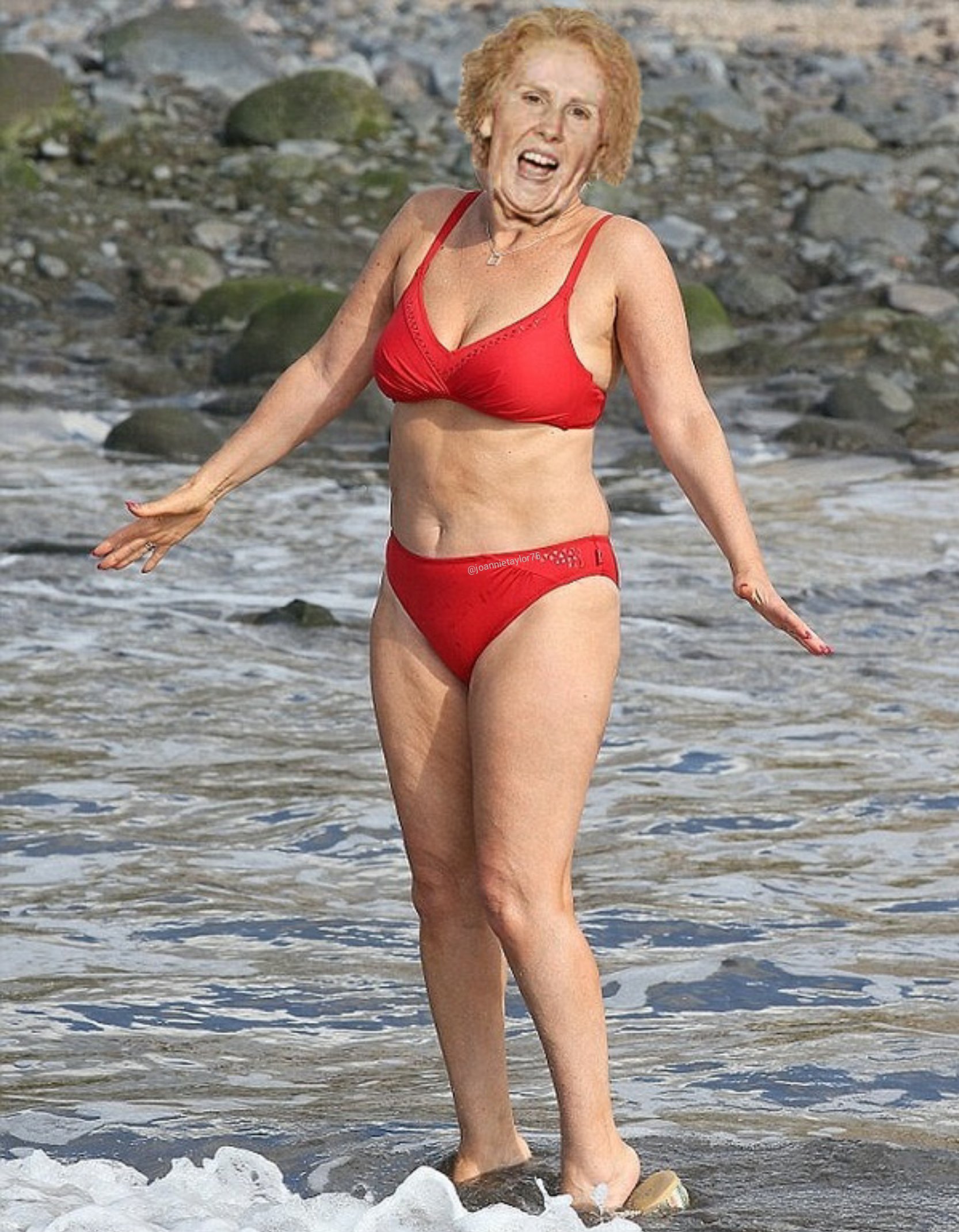 Helen Mirren в купальнике