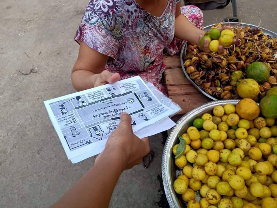 fightergirlLay's tweet photo. A campaign was held by pro-democracy youths from Tharketa, Yangon, by distributing pamphlets about COVID19. "ပြည်သူက ပြည်သူကို စောင့်ရှောက်ပါ" #July15Coup #WhatsHappeningInMyanmar  #MyanmarCovidSOS https://t.co/3Nqzfd9DRE