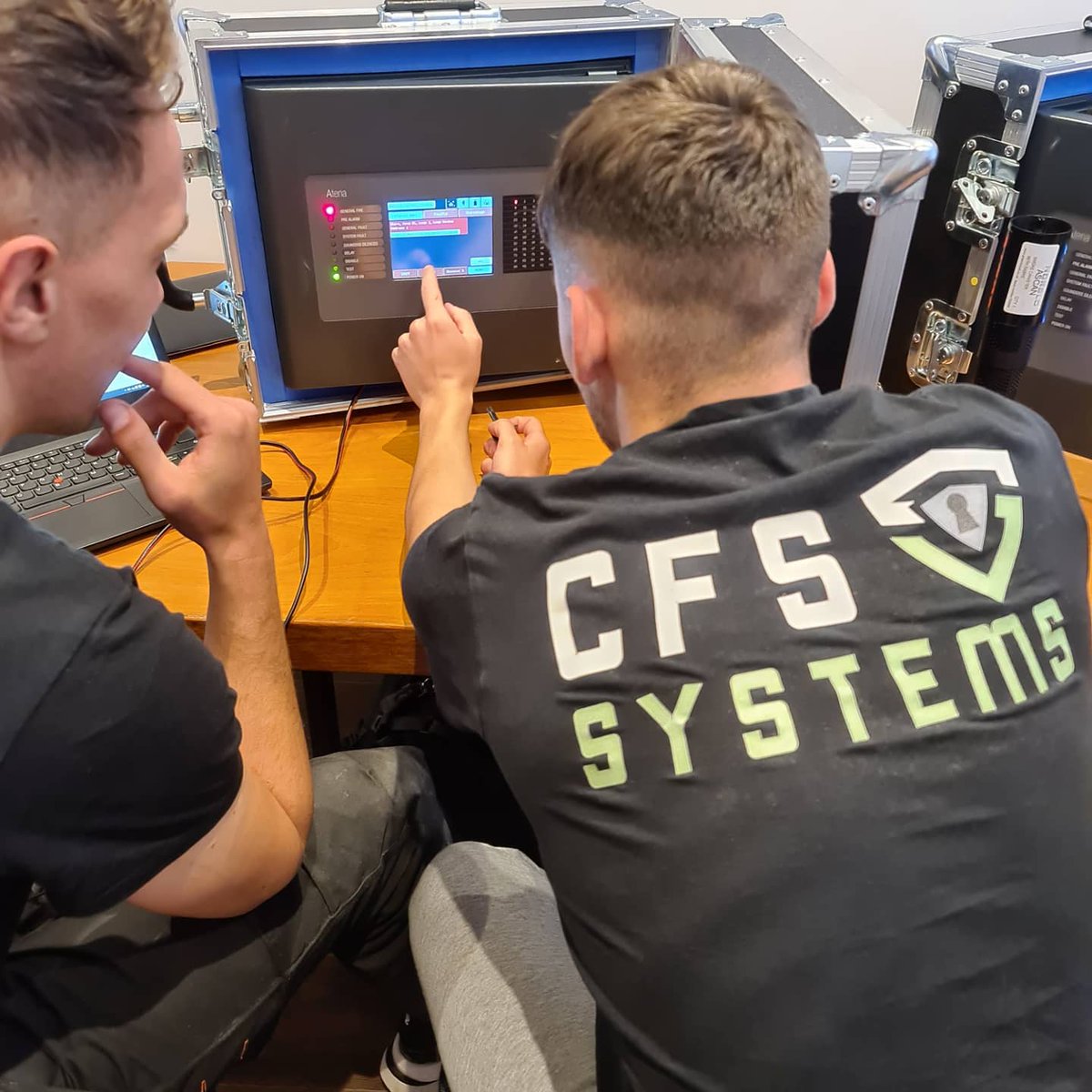 CfsSystems's tweet photo. Great training day yesterday for our apprentices with @ComelitUK  for the fire system Atena training! 👏👏 https://t.co/nwKtlZG6I2