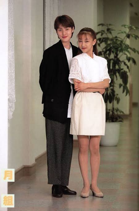 セーラーウラヌスのモデルになったのは宝塚時代の天海祐希さんだったらしい なんかすごい納得感ある ウラヌス様どうりでイケメンな訳だよ Togetter