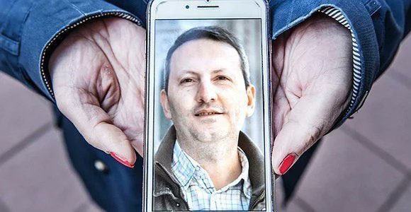 DeGraeveWies's tweet photo. Condolences to #AhmadrezaDjalali &amp; his family following the death of his mother. She was a tireless advocate for her son, who is unjustly detained. For months, Iran's authorities have denied Dr. Djalali contact w/his family, including w/his mother in her final days. #FreeDjalali https://t.co/SmoylV0JEn