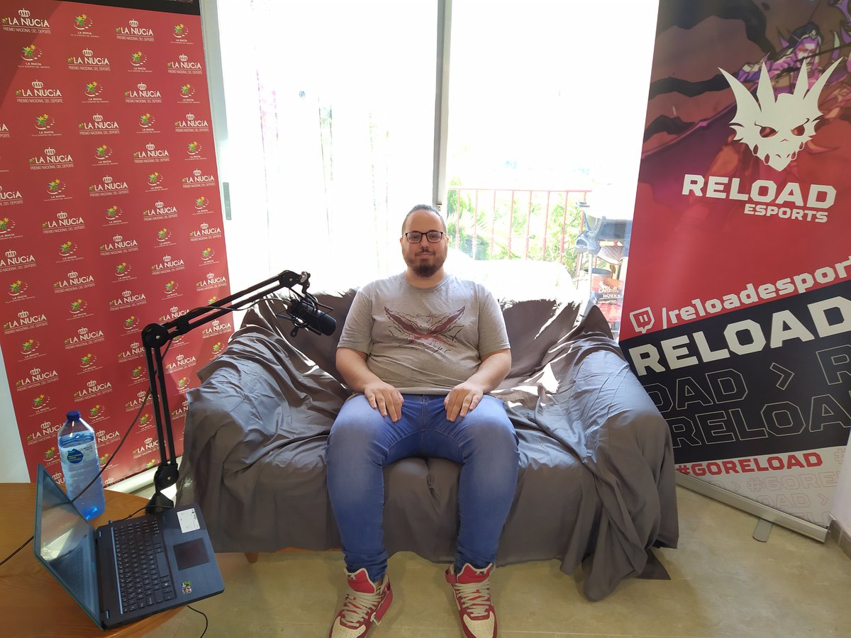 BilalDelValle's tweet image. ¡Hoy es el día! 

Vamos con la previa de la presentación. Con sorteos, charlas, opiniones e incluso clases de PoE :3

Os espero en: twitch.tv/bilaldelvalle

Y además, entre todos los RT's de aquí, un supporter pack de 60 USD de la nueva Liga ❤