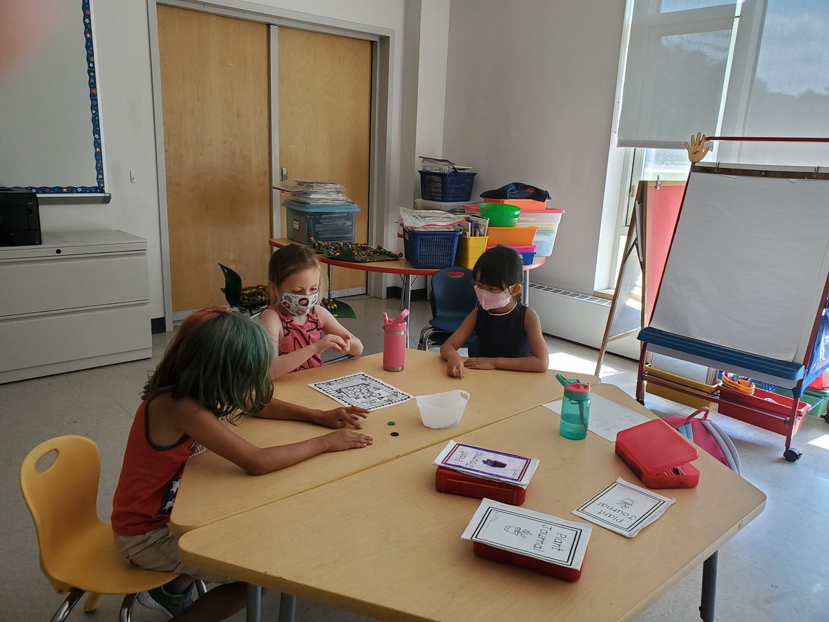 Asstsuptwin's tweet photo. Fun learning math in the summer program #LearningIsFun https://t.co/1vpNZmIAYG