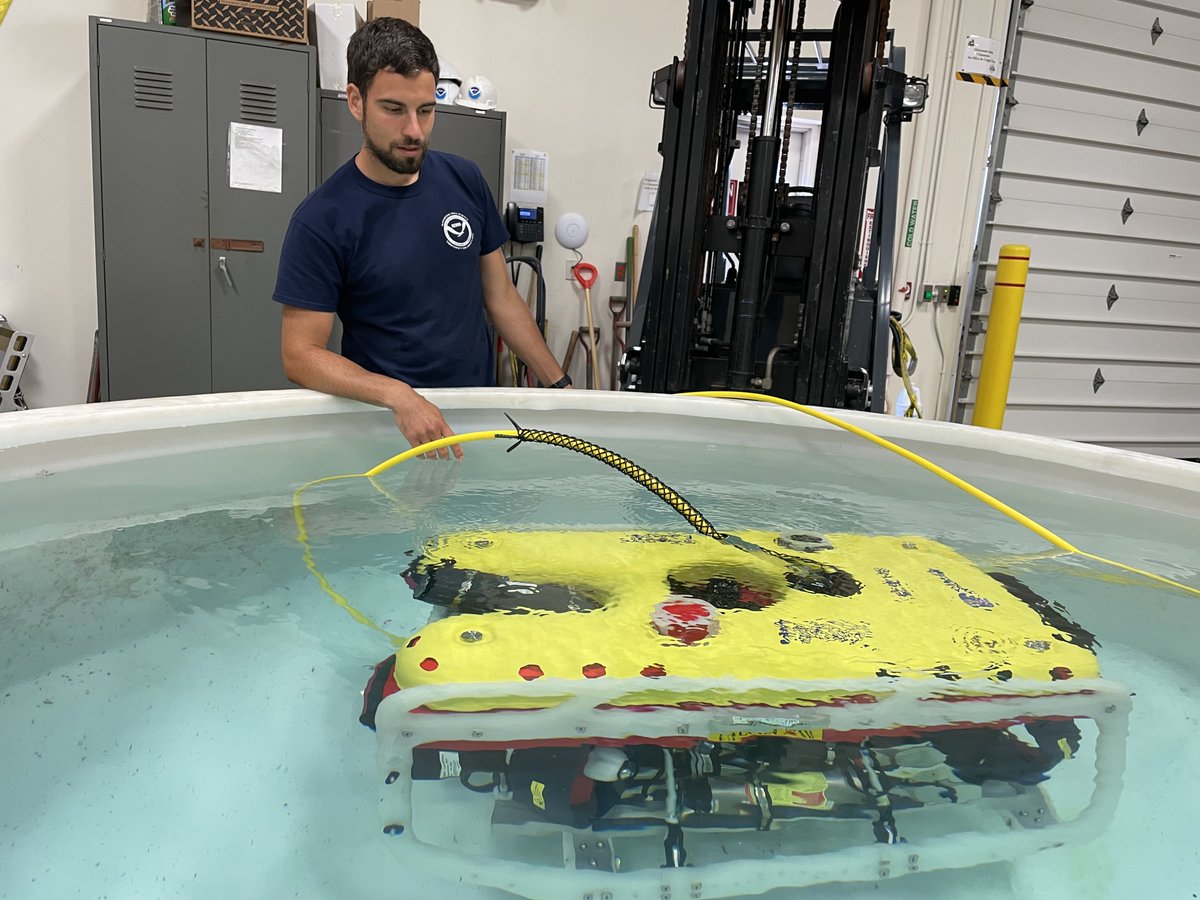 NOAAResearch's tweet photo. NOAA scientists are hitting the water on the Great Lakes!

This week, @NOAA_GLERL marine engineers took this remotely operated vehicle (ROV) to Lake Huron to study underwater sinkholes, which have a chemical makeup that's unlike the rest of the lake.⁣ https://t.co/2dcFKxZ2NO https://t.co/ytOo07WPHO