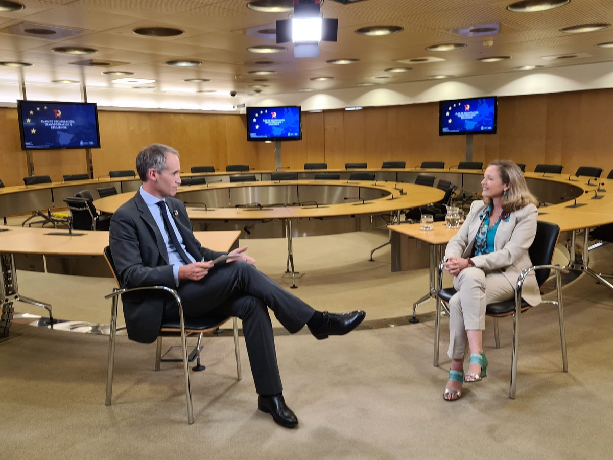 GoriouxGroupeES's tweet photo. Entrevista de la VP @NadiaCalvino en el #Encuentro31Topaketa de @Elkargi_SGR, donde destaca las capacidades del tejido productivo de Euskadi, motor industrial y de innovación que aprovechará el #PlandeRecuperación para impulsar su crecimiento y liderazgo… https://t.co/SFVZNkVA0N
