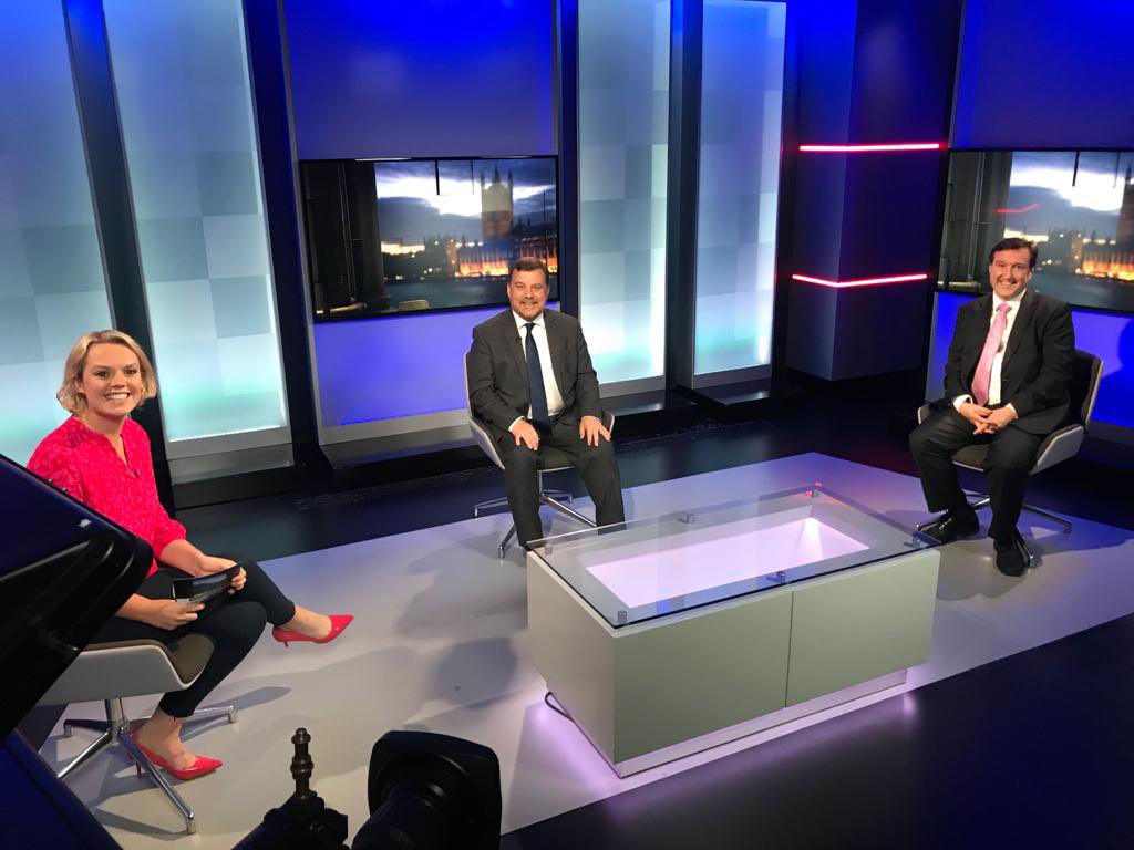 Granada_Debate's tweet photo. Joining @hannahITV on tonight's @Granada_Debate @MrAndy_Carter and @ChrisM4Chester. They’ll be talking about Freedom Day; levelling up and tackling racism in football. Watch @ITV 10:45pm. https://t.co/XUDsnM2nKe