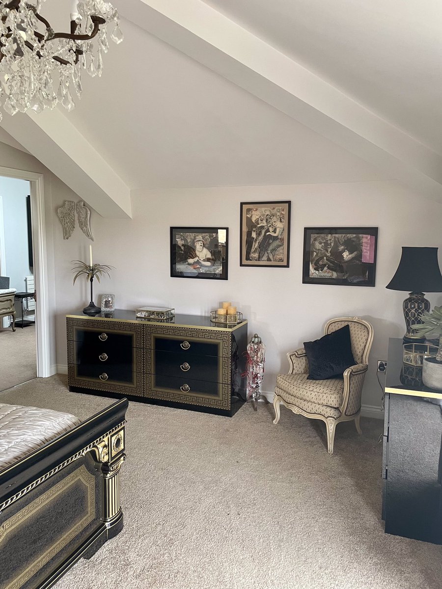 offthewallhx1's tweet photo. One of the unexpected aspects of running Off The Wall is customers sending me photos of their bedrooms!   In this case to show how good their newly acquired (from me of course) Jean Auscher prints look.   Thanks M &amp; B https://t.co/WUCoV9KANI