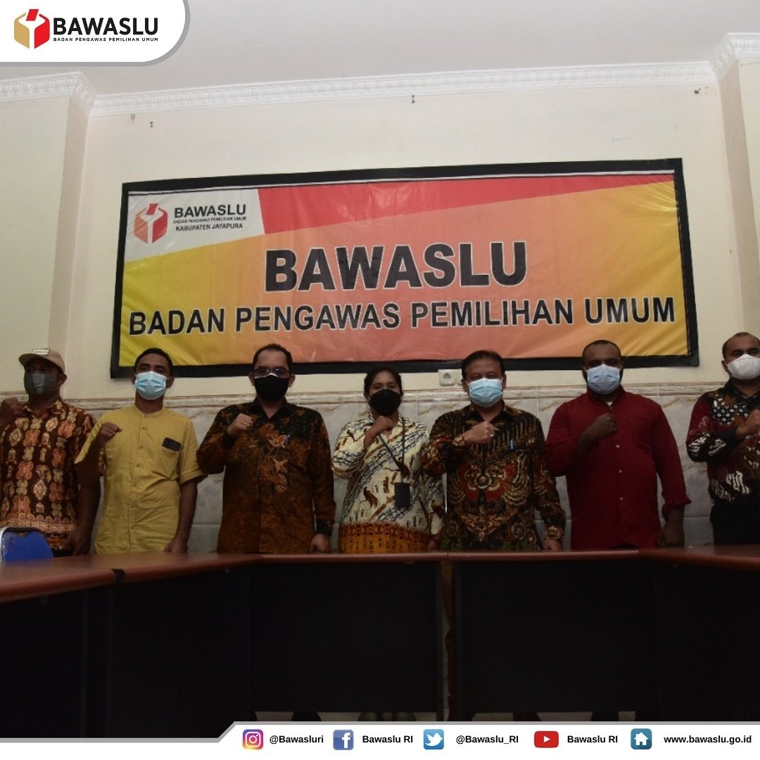 bawaslukabtasik's tweet photo. #SahabatBawaslu, jelang Pemungutan Suara Ulang (PSU) Pemilihan Bupati dan Wakil Bupati Bovel Digoel, Bawaslu melakukan koordinasi dengan Kepolisian Daerah Papua.
#repost @bawasluri
#PSU
#BovelDigoel
#PSUBovenDigoel
#Pilkada2020 https://t.co/8Tn7P16flG