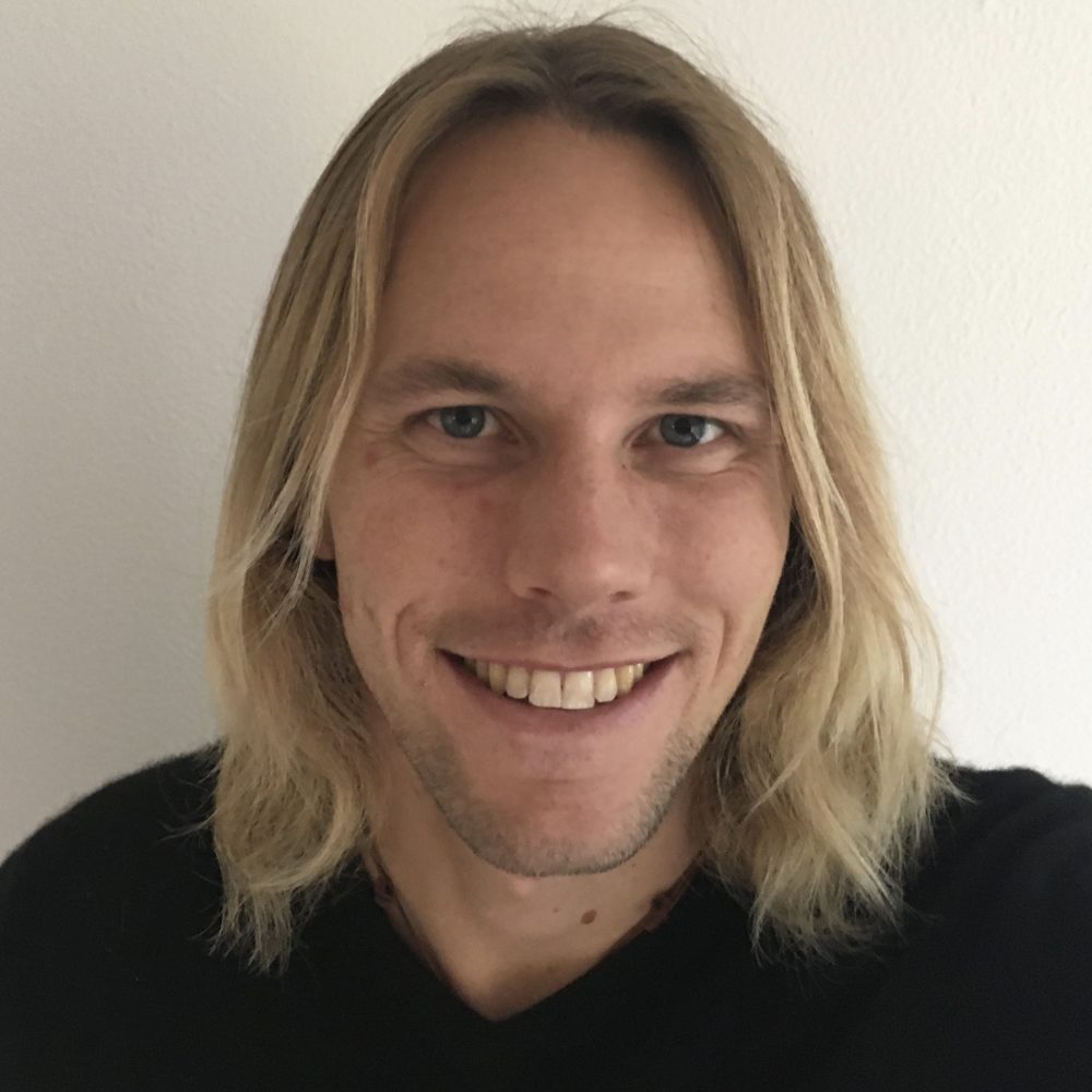 Troy Carter is CEO @ Earthshot Labs - Planetary-Scale Ecological Regeneration. Learn more and book. <a href="/TroyCarter/">Troy Carter</a> 
podcastguests.com/expert/troy+ca…